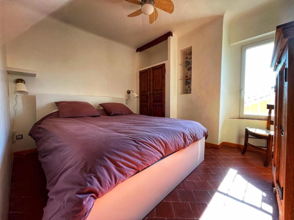 La Maison De Lily, Cosy Dans Le Vieux-hyeres, Parking Gratuit Сasa de vacaciones Hyères