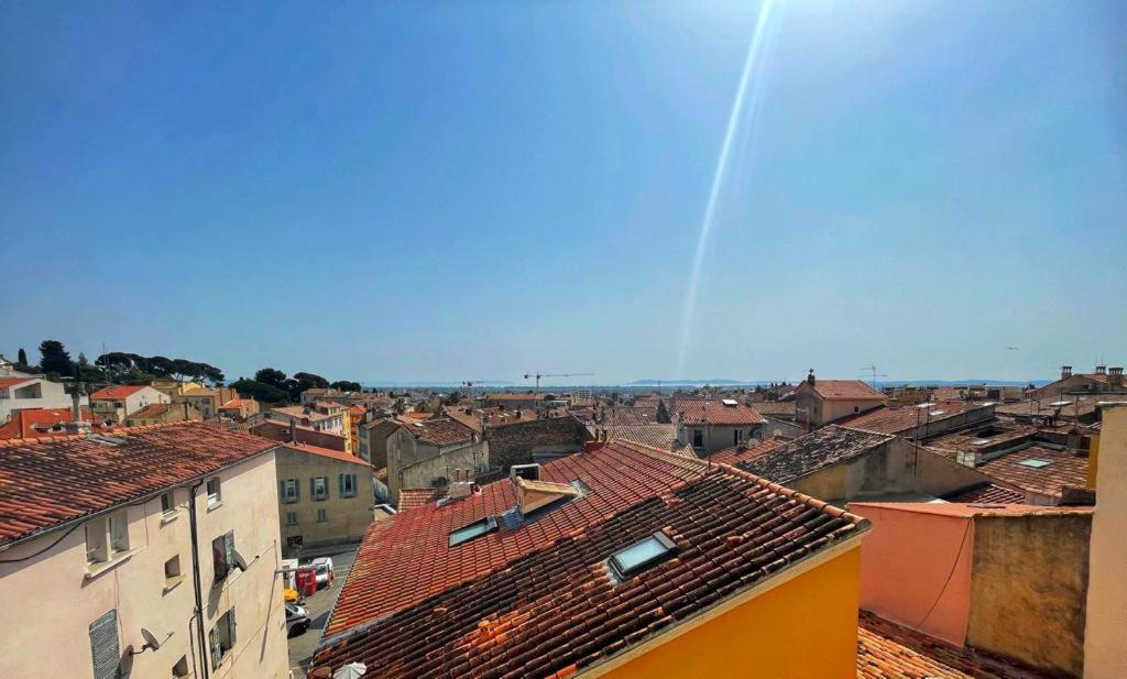 La Maison De Lily, Cosy Dans Le Vieux-hyeres, Parking Gratuit * Hyères