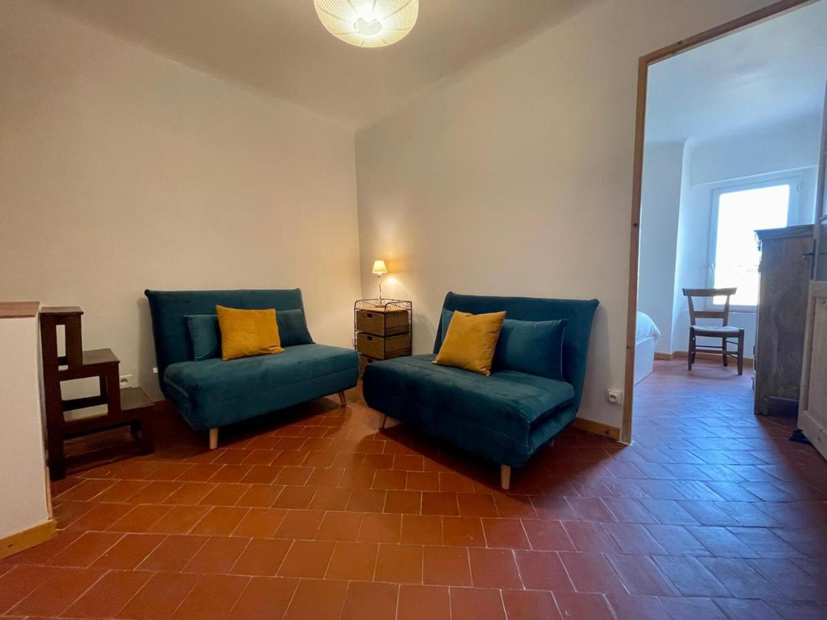 La Maison De Lily, Cosy Dans Le Vieux-hyères, Parking Gratuit Hébergement de vacances Hyères